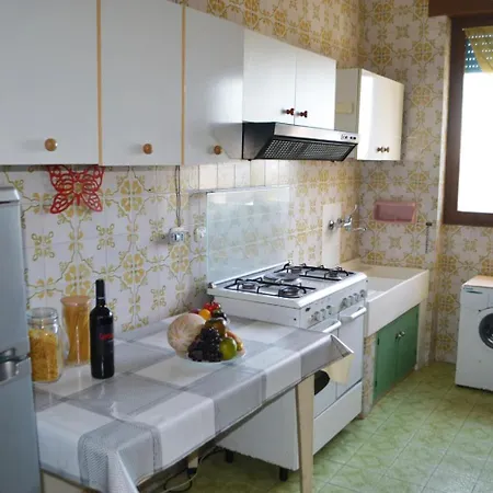 Holiday home Pt59 Bilo Karuna A